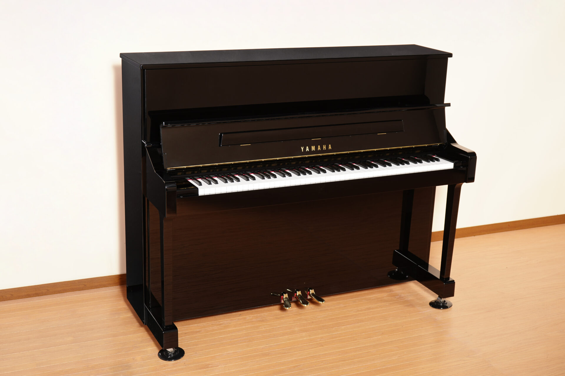 新作100%新品中古ピアノ YAMAHA ヤマハピアノ YM11　121cm 美品 アップライトピアノ